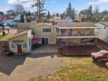 810 5th Street #A-B, Snohomish, WA 98290