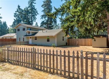 4391 Northgate Drive , Oak Harbor, WA 98277