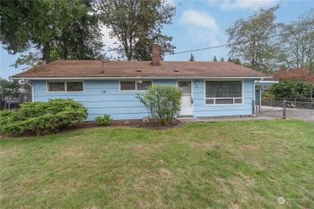 6709 NE Cedar Street , Suquamish, WA 98392