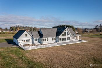440 Heuhslein Road , Port Angeles, WA 98362