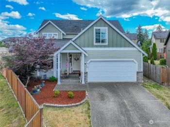 9155 Thea Rose Drive SE, Yelm, WA 98597