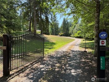 6615 101st Avenue SW, Olympia, WA 98512
