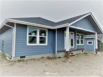 1233 Camero Loop SW, Ocean Shores, WA 98569