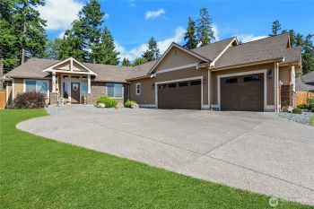 167 Mountain Crest Lane , Eatonville, WA 98328