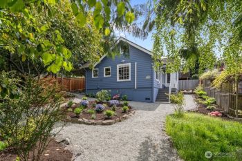 4505 SW Brace Point Drive , Seattle, WA 98136