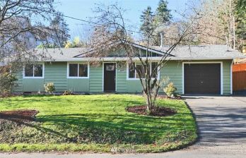 18653 Brockton Avenue NE, Suquamish, WA 98392