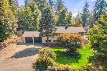 8408 121st Street E, Puyallup, WA 98373-4703