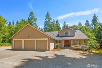 5308 245th Avenue NE, Redmond, WA 98053-2529