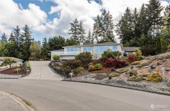 211 Amethyst Drive , Sequim, WA 98382