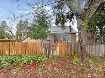 404 Longmire Street NW, Yelm, WA 98597