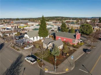 136 134 S 2nd Avenue #plus, Sequim, WA 98382