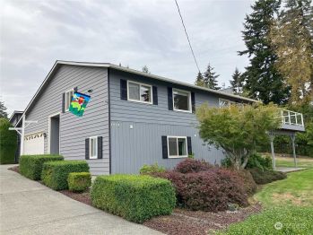 1112 E Grant Avenue , Port Angeles, WA 98362-2729