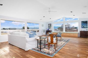 4926 Magellan Drive , Freeland, WA 98249