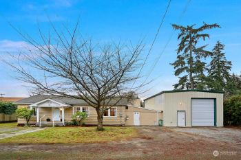 18529 Linden Avenue N, Shoreline, WA 98133
