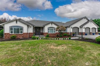 400 Cessna Court E, Eatonville, WA 98328