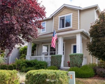 6732 Elizabeth Loop SE, Auburn, WA 98092