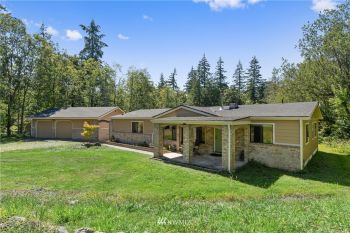 16504 80th Avenue NW, Stanwood, WA 98292