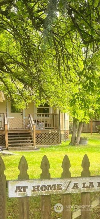 240 Motor Avenue , Port Angeles, WA 98362