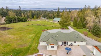 618 Cheryl Drive , Camano Island, WA 98282