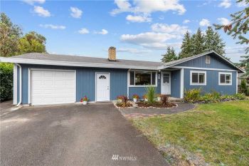 64 Ira Light Street , Steilacoom, WA 98388-1639