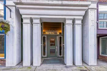 526 1st Avenue S #220, Seattle, WA 98104