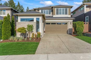 5516 Franklin Avenue SE, Auburn, WA 98092-8395