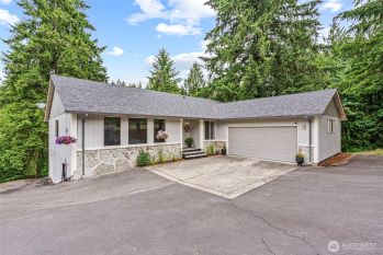 1027 Fishpond Road , Kelso, WA 98626