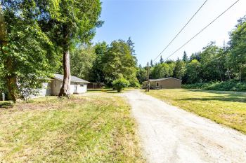 914 Sandell Road , Camano Island, WA 98282
