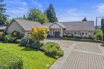 8205 SE 24th Street , Mercer Island, WA 98040