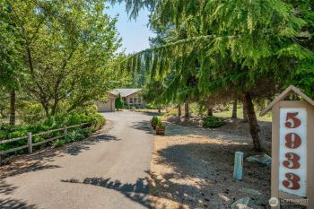 5933 Everson Goshen Road , Bellingham, WA 98226