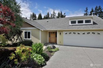 5574 Chris Mar Lane , Freeland, WA 98249