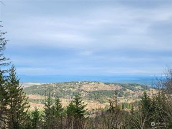 9999 Broadview Dr , Sequim, WA 98382