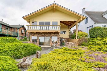 218 E Whidby Avenue , Port Angeles, WA 98362