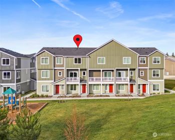 3235 Juno Court NE #D, Lacey, WA 98516