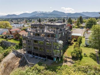226 W 2nd Street #6, Port Angeles, WA 98362