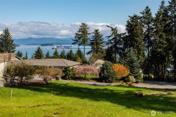 4014 Mitchell Drive , Anacortes, WA 98221