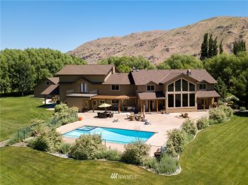 4990 NW Cascade Avenue , East Wenatchee, WA 98802