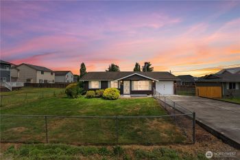214 Tacoma Boulevard N, Pacific, WA 98047