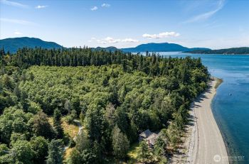 4079 Forest Lane , Anacortes, WA 98221