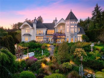 8480 Thompson Beach Road , Anacortes, WA 98221-9323