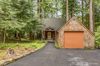 8925 50th Avenue W, Mukilteo, WA 98275