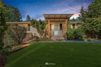 24411 Terrace Place , Black Diamond, WA 98010