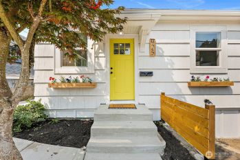 923 Pleasant Ave , Bremerton, WA 98337