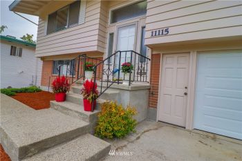 11115 34th Place SW, Seattle, WA 98146