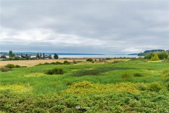 1890 SW Scenic Heights Street #H4, Oak Harbor, WA 98277