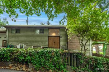 4421 S 190th Place , SeaTac, WA 98188-5038