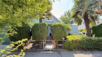 749 S Elmgrove Street , Seattle, WA 98108