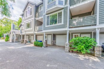 8322 166th Avenue NE #2, Redmond, WA 98052