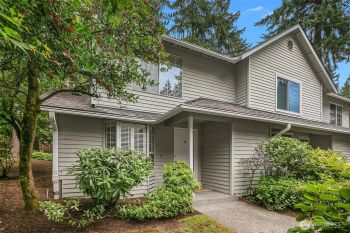 8527 134th Court NE, Redmond, WA 98052-1993