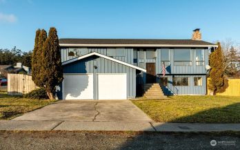 250 NW 1st Avenue , Oak Harbor, WA 98277